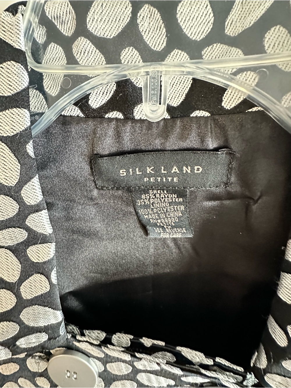 SilkLand Black Jacket with Silver Dot Pattern - Picture 3 of 5